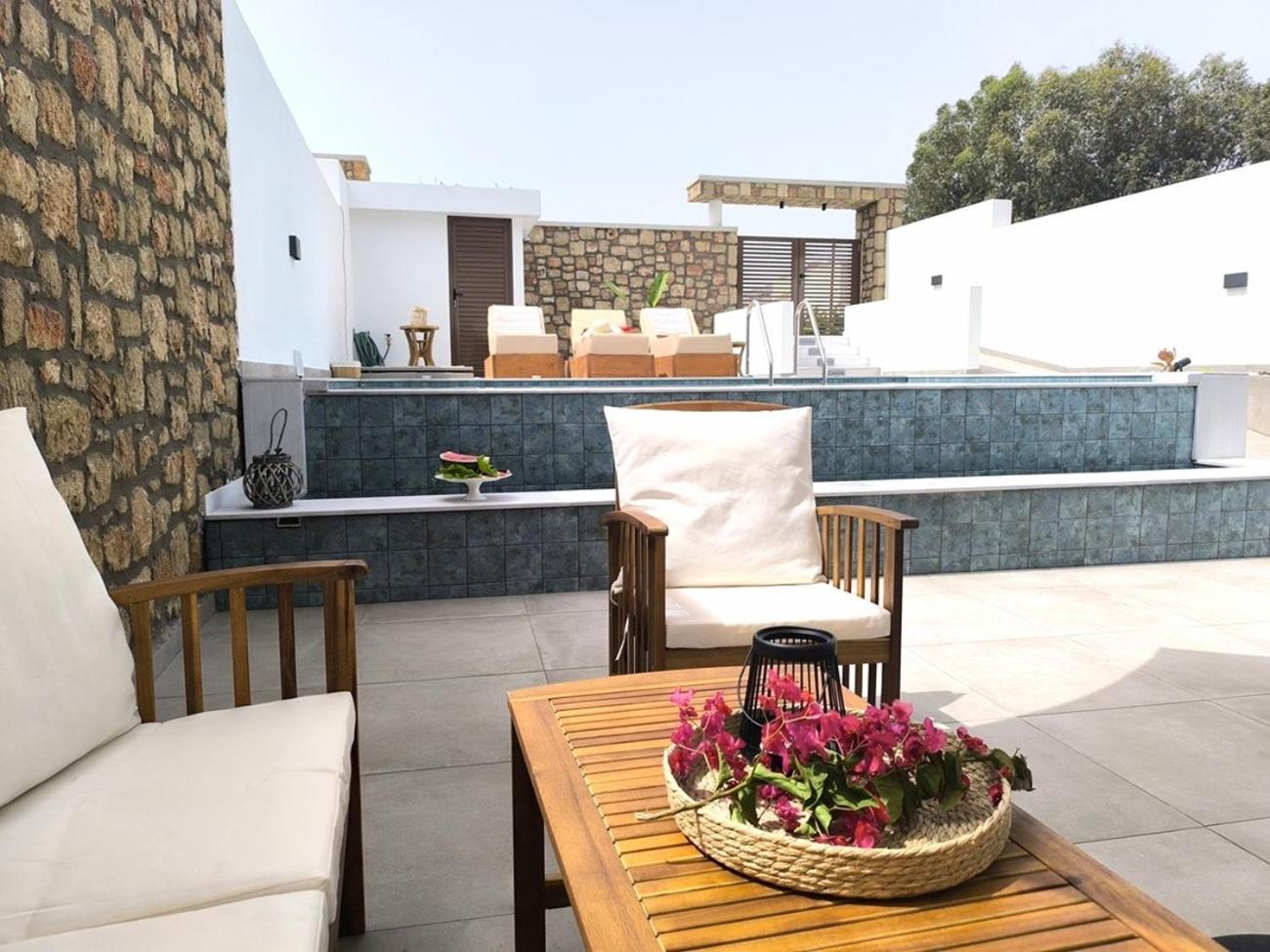 Valantina'S & Mannouel Lardos Luxury Villas Zewnętrze zdjęcie